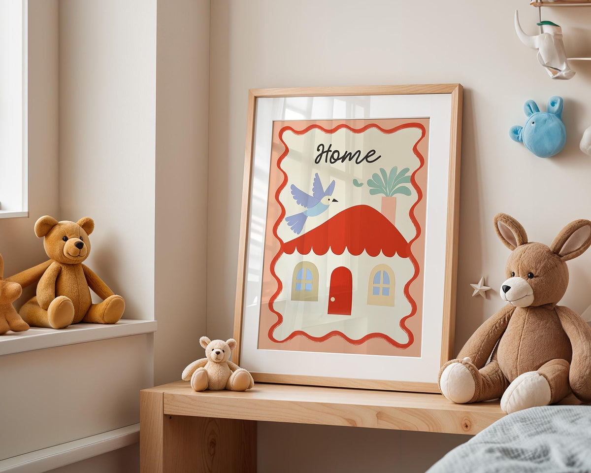 Poster Kinderzimmer Haus · Home mit Vogel & Pflanze · Liebevolles Wandbild · Sanfte Farben · Deko Print ohne Rahmen